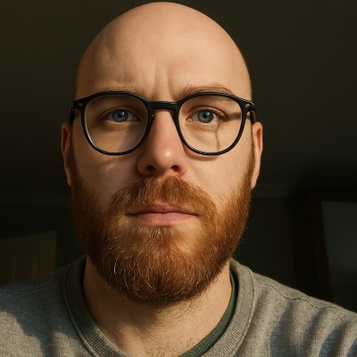 Mark Oldham headshot